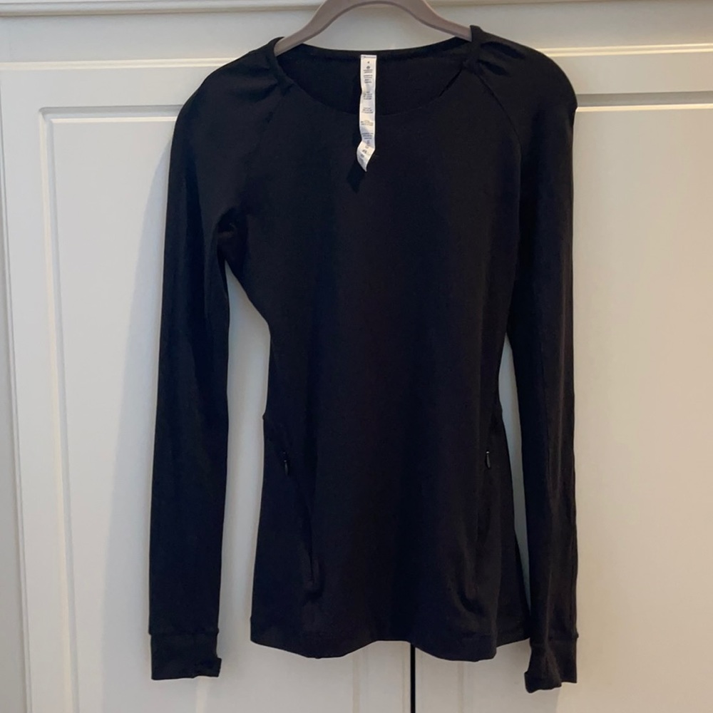 NWOT Lululemon Top